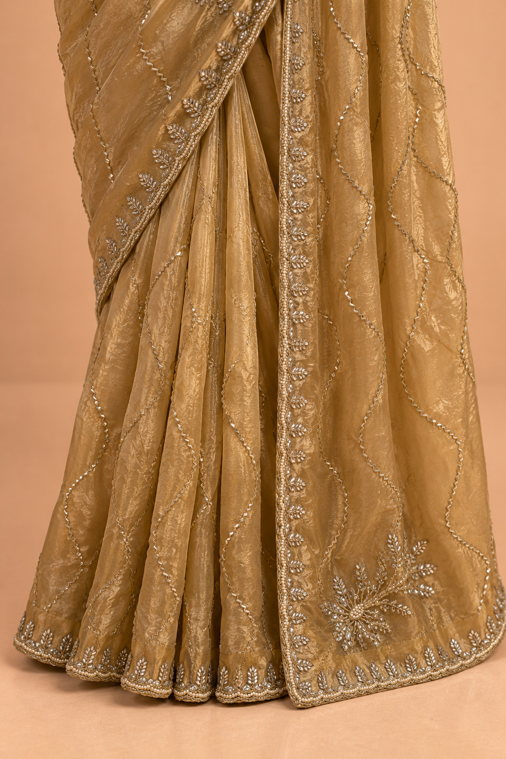 Sunehri Jaal Saree