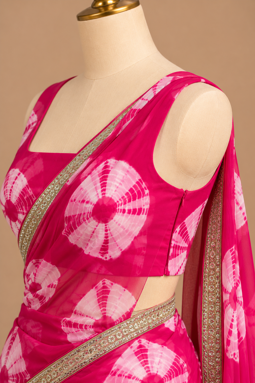 Gulabi Bandhani Saree