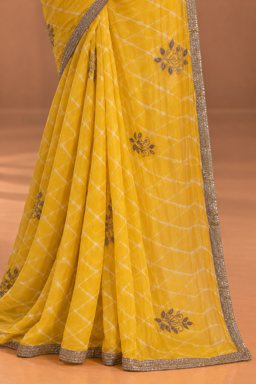 Swarna Bandhani Saree