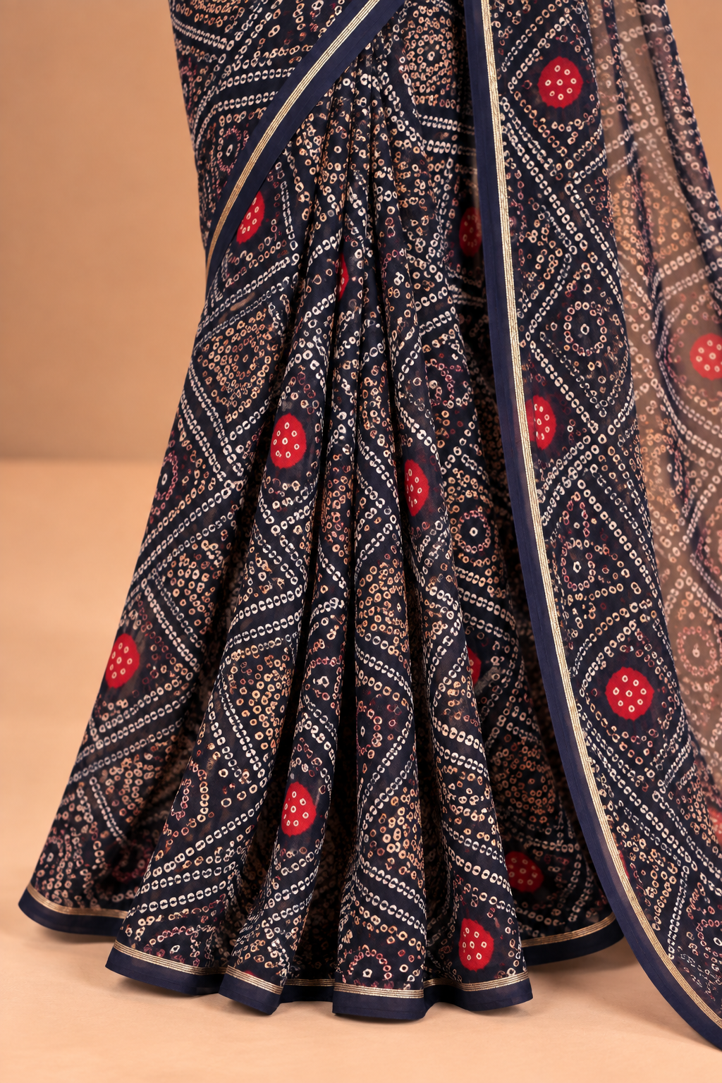 Aabha Gulnaar Rangrez Saree
