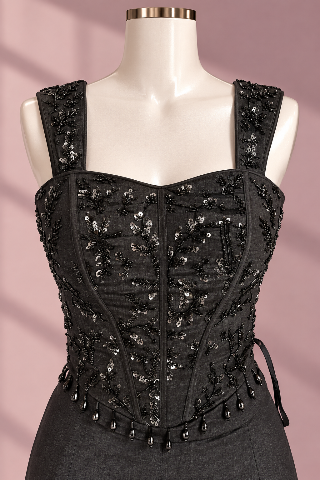 Noir Étoile Drape Sare