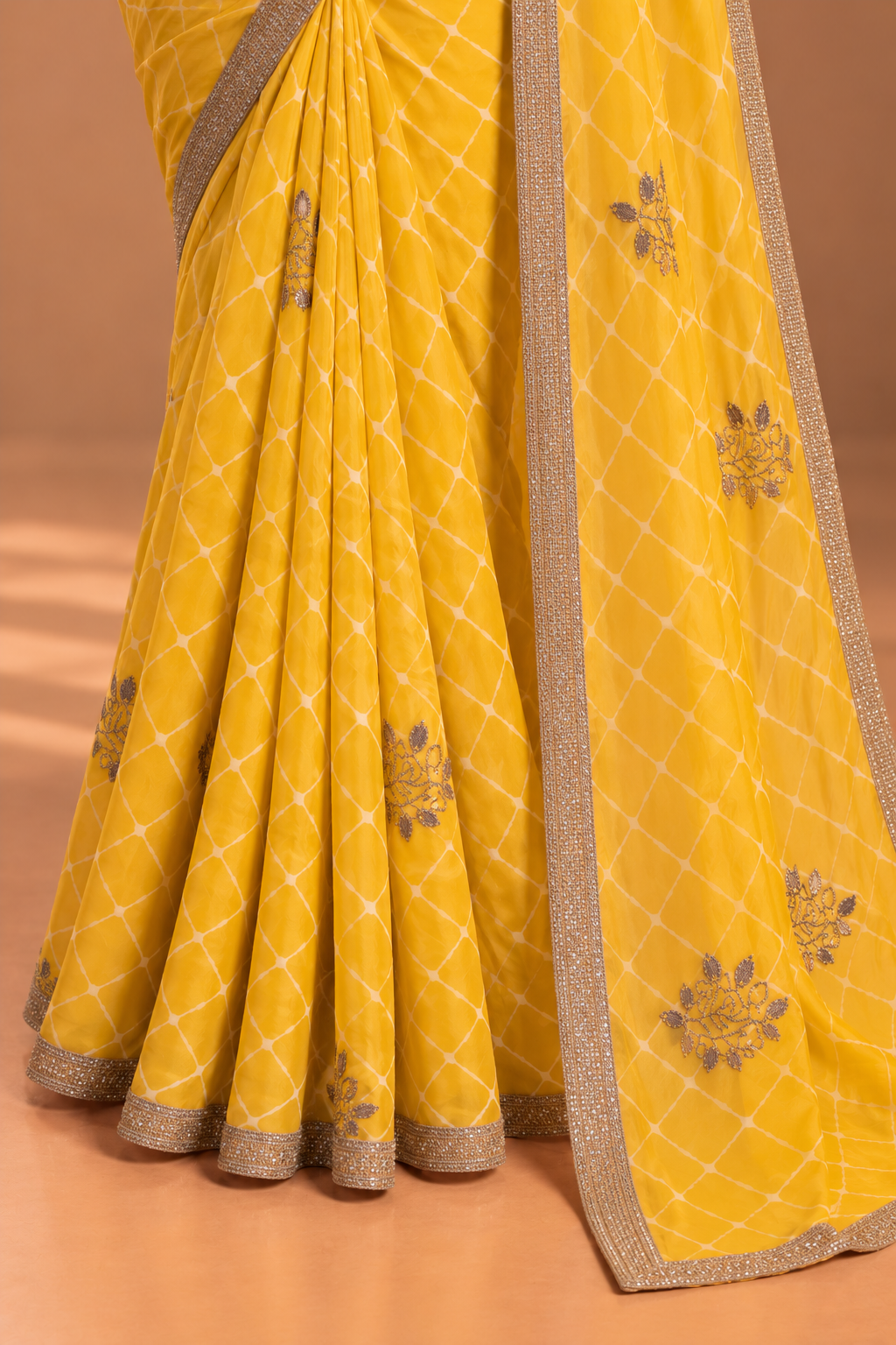 Swarna Bandhani Saree